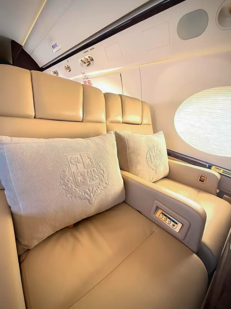 Gulfstream-G550-OE-ISN_interior02