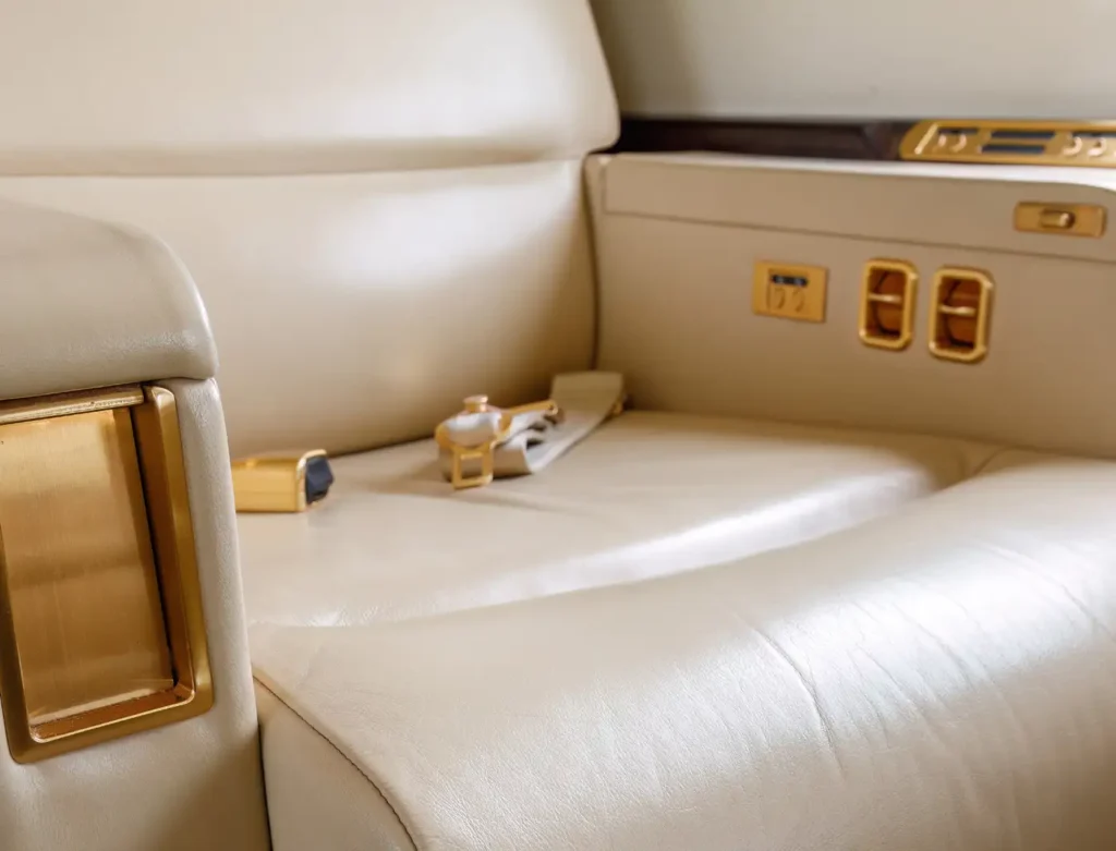 Gulfstream-G550-OE-ISN_interior18