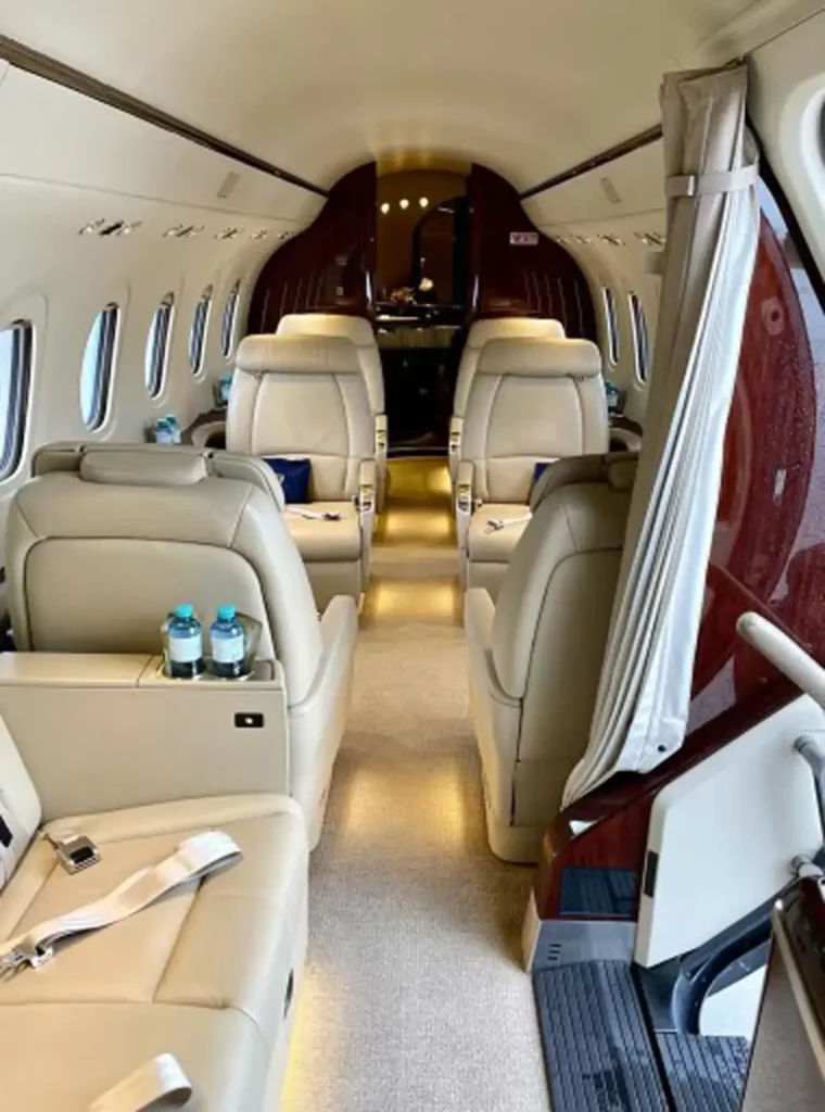 Citation-Latitude_OE-GLC_Interior