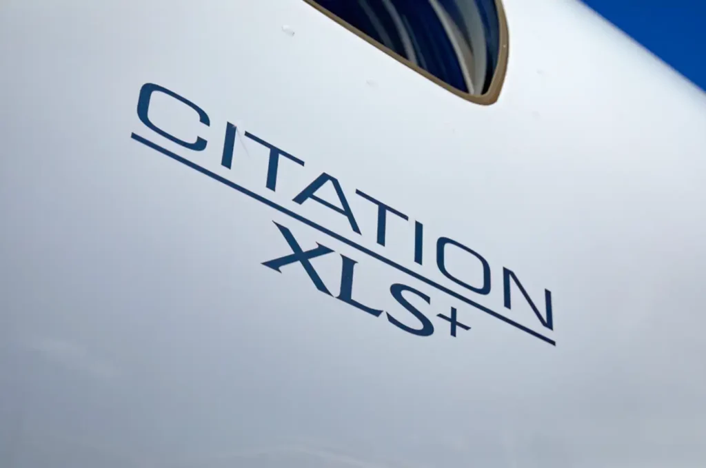 Pyxis_Cessna_Citation_XLS+_OE-GEM_exterior_aircraft_name