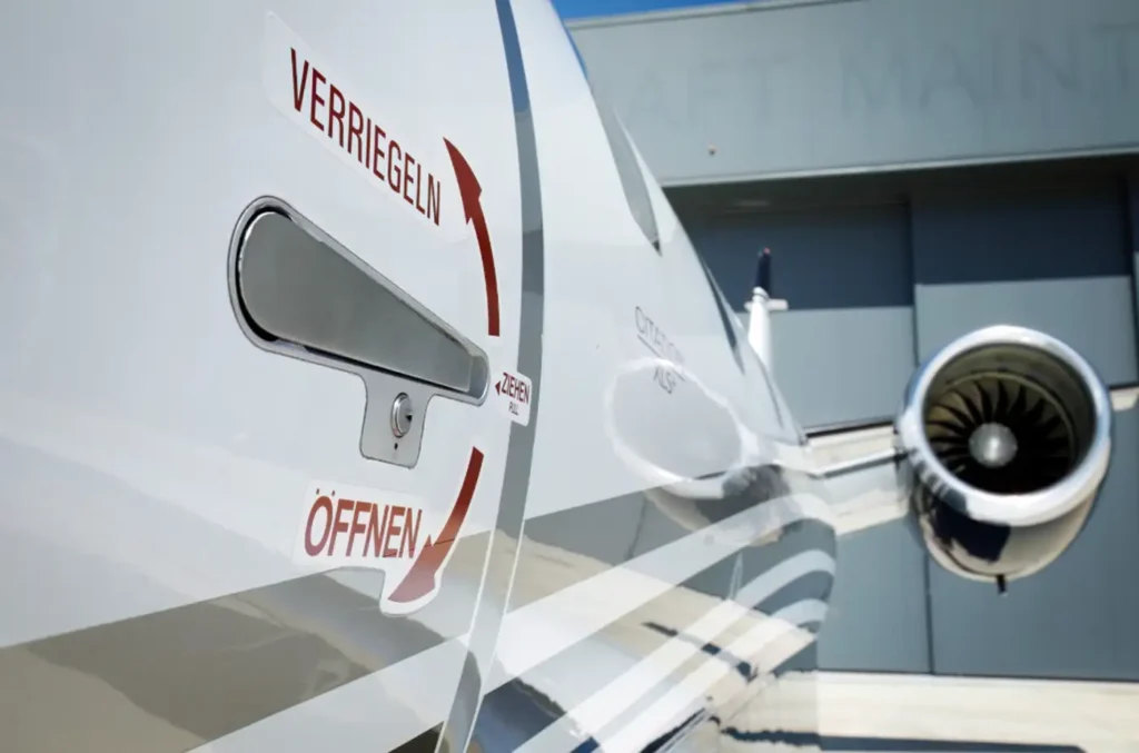 Pyxis_Cessna_Citation_XLS+_OE-GEM_exterior_door_opener
