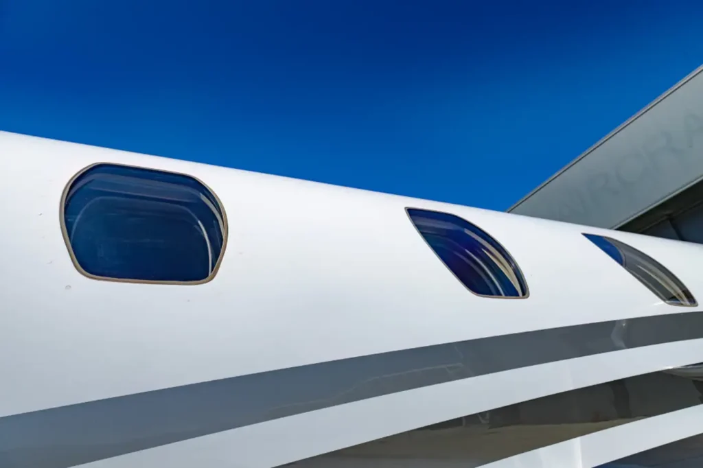 Pyxis_Cessna_Citation_XLS+_OE-GEM_exterior_window_closeup