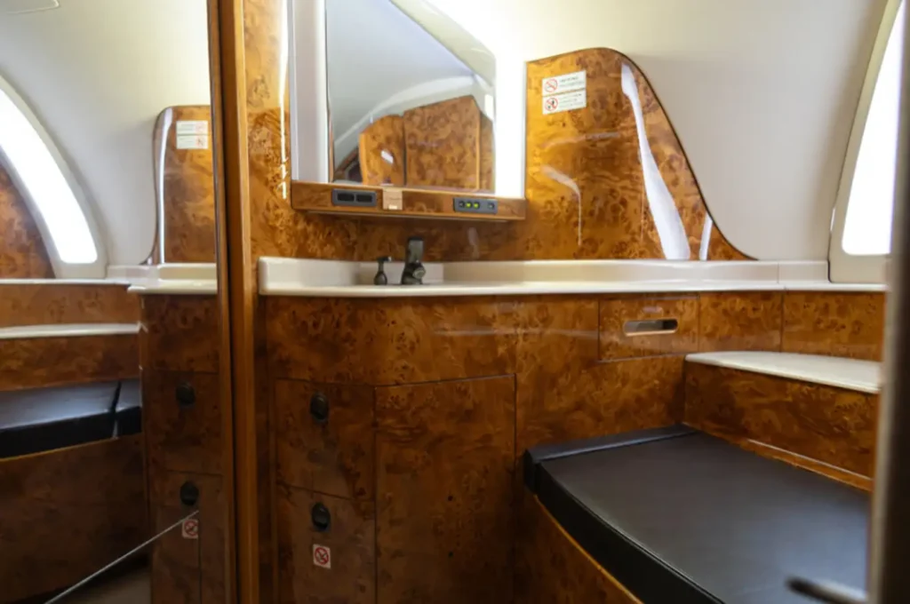 Embraer_Legacy_600_SN_14501002_P4-SDU_interior13