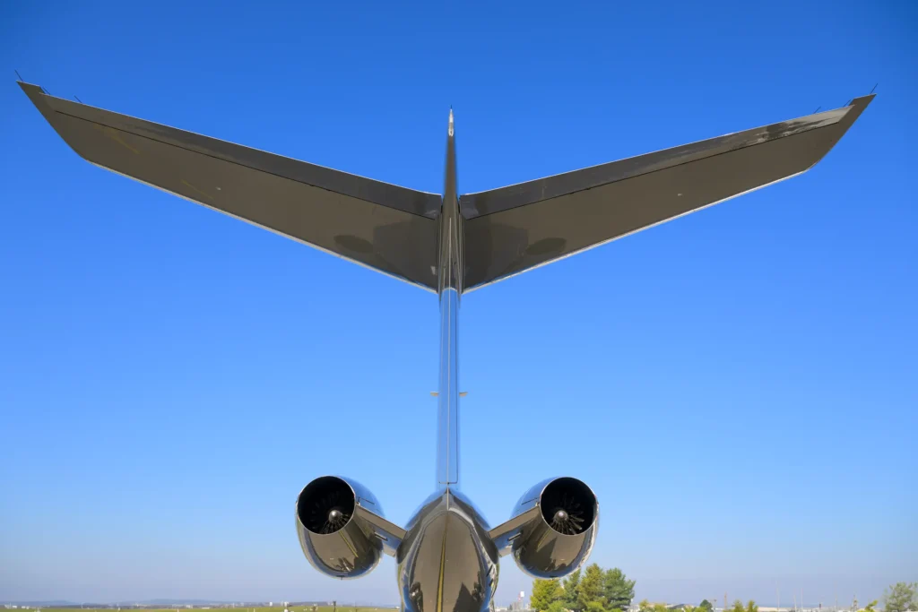 AvconJet_OE-IPM_G500_exterior05