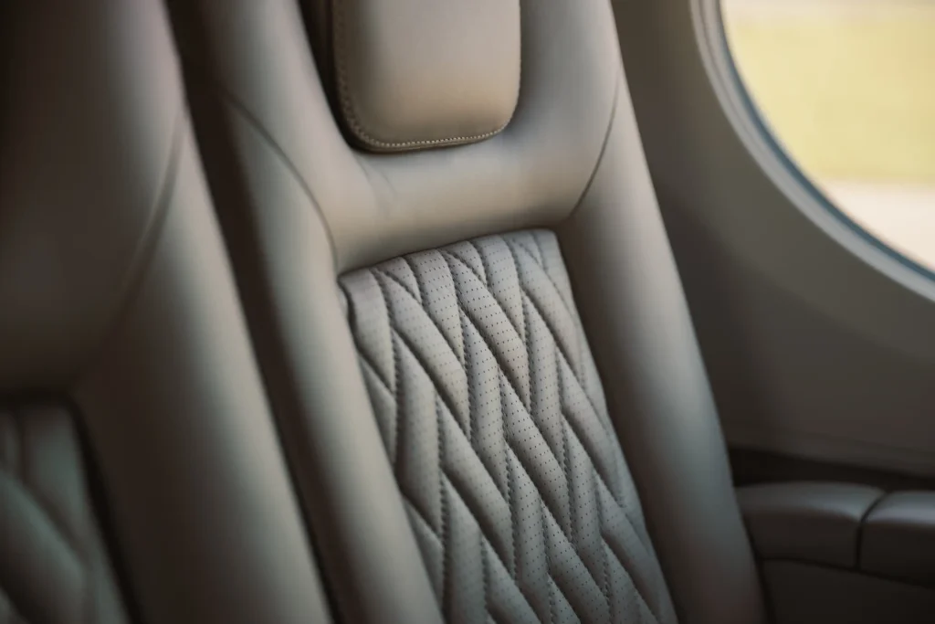 AvconJet_OE-IPM_G500_interior02