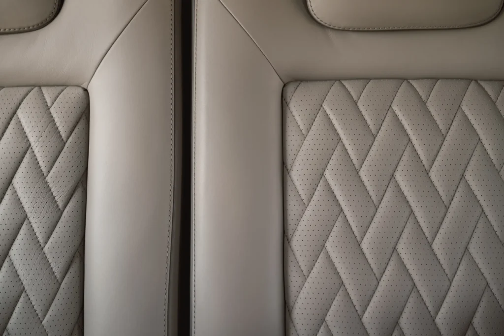 AvconJet_OE-IPM_G500_interior03