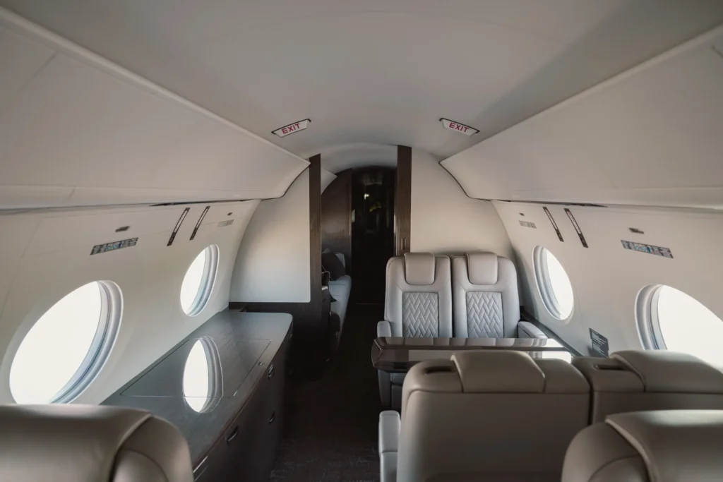 AvconJet_OE-IPM_G500_interior04