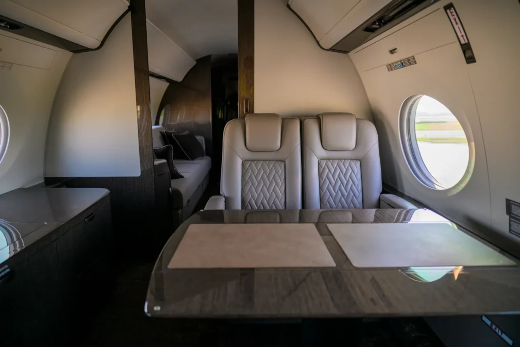 AvconJet_OE-IPM_G500_interior07