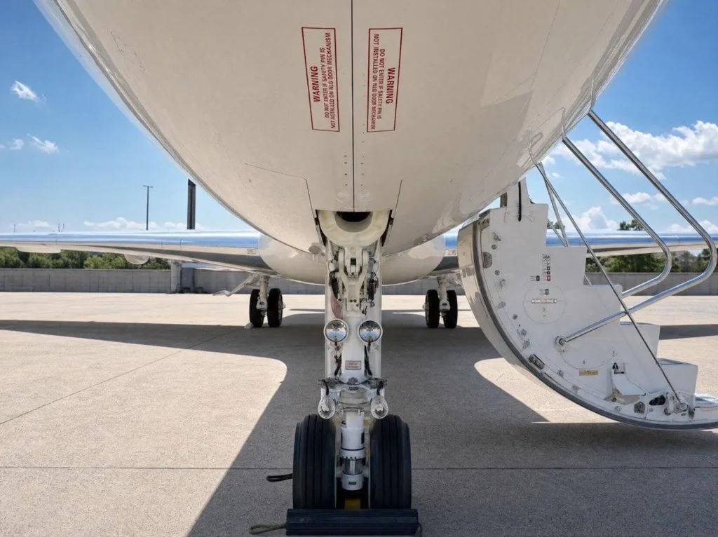 Pyxis-Bombardier_Global_Express_XRS_AVG_07
