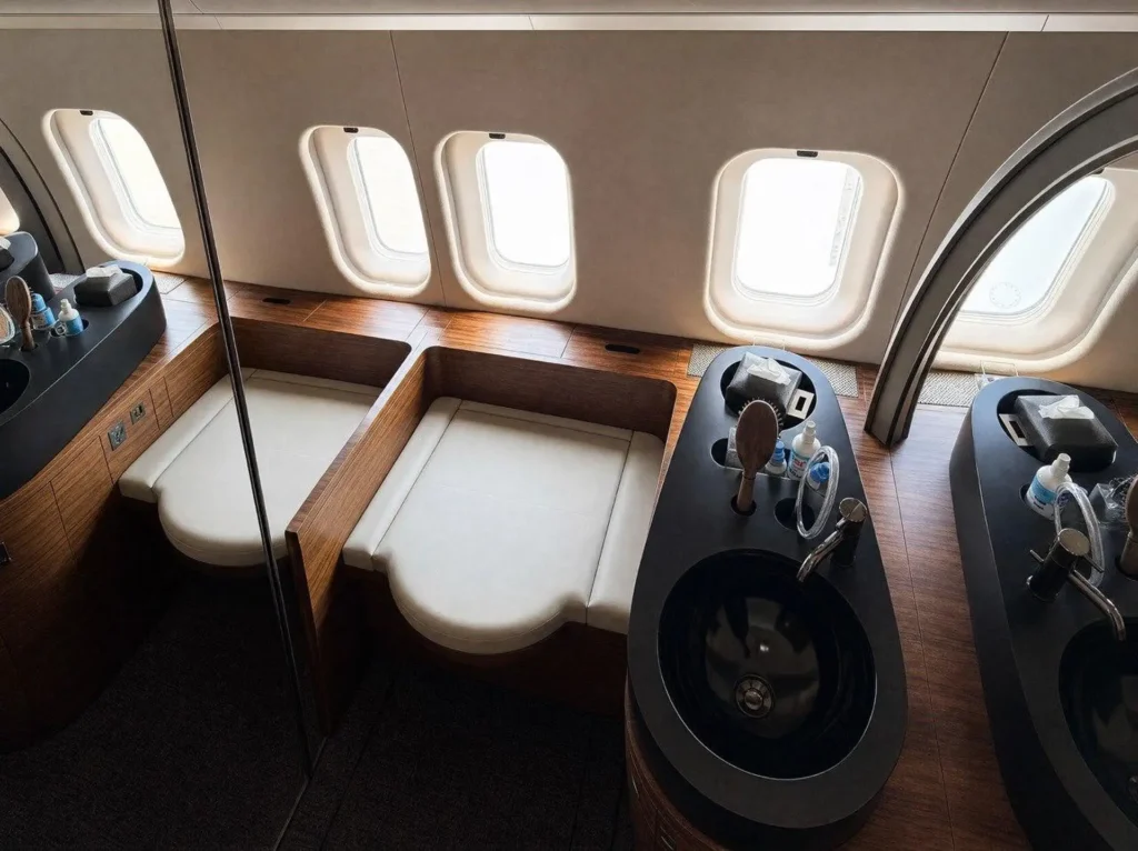 Pyxis-Bombardier_Global_Express_XRS_AVG_16
